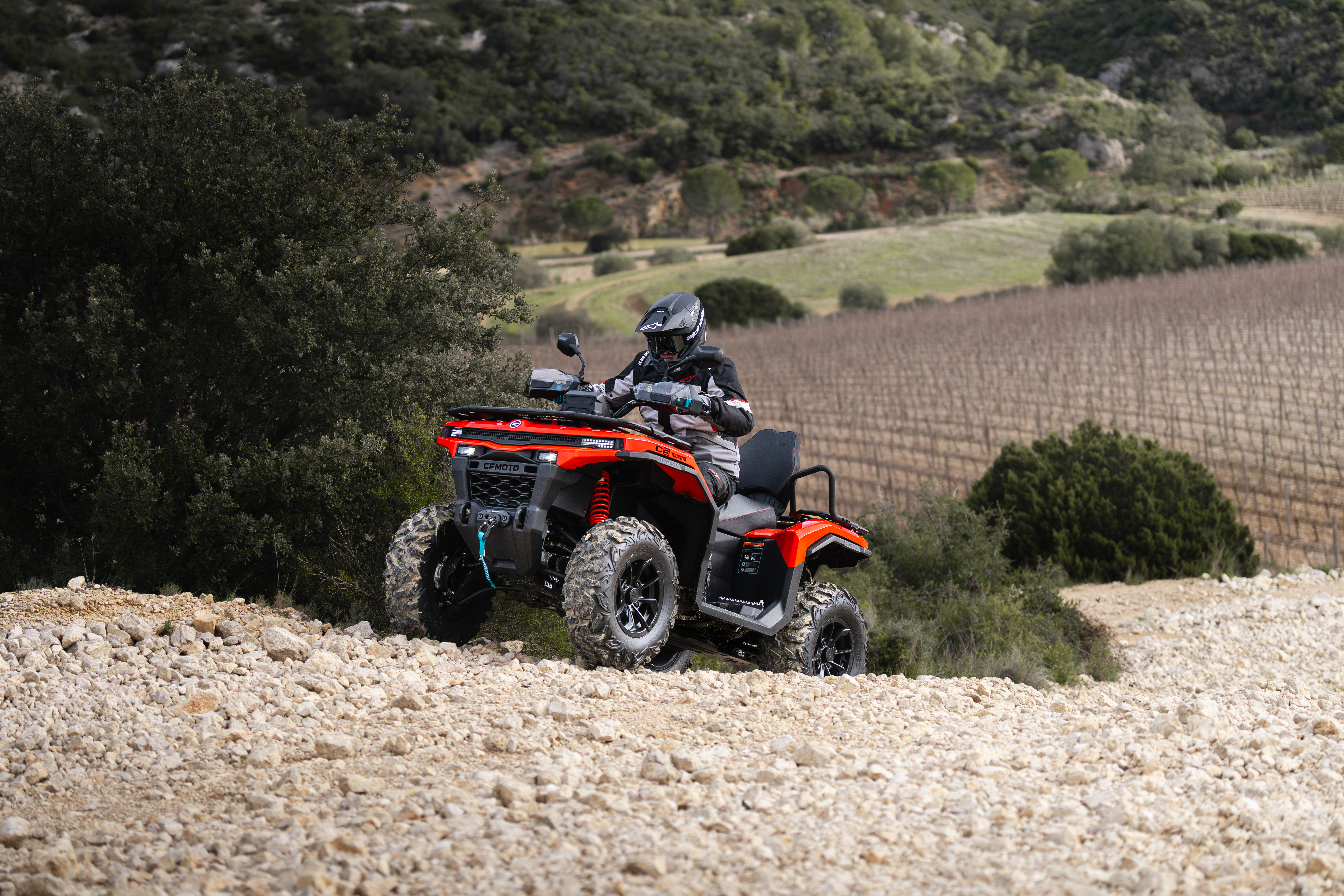 CFMOTO CFORCE C5 Touring ABS EPS Bergauf